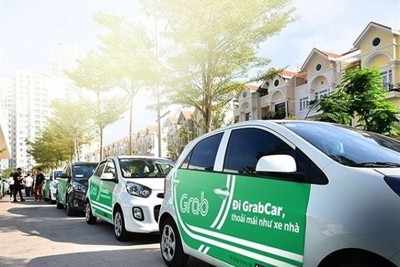 Bộ Giao thông vận tải coi xe hợp đồng điện tử như Grab là "dịch vụ taxi"