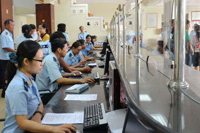 10 tháng: Ngành Hải quan thu ngân sách hơn 254.000 tỷ đồng, đạt gần 90% dự toán