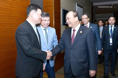 Thủ tướng tiếp một số tập đoàn tài chính, xây dựng Trung Quốc