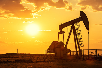 Giá dầu thô thế giới sẽ biến động ra sao sau cuộc họp của OPEC+ ?