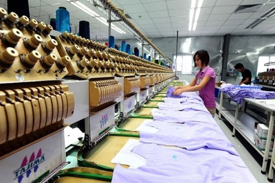 Công nghiệp hỗ trợ: Ngành dệt may đang bị cạnh tranh gay gắt