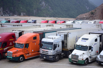 Tiếp tục xuất nhập khẩu hàng hóa qua biên giới Việt - Trung