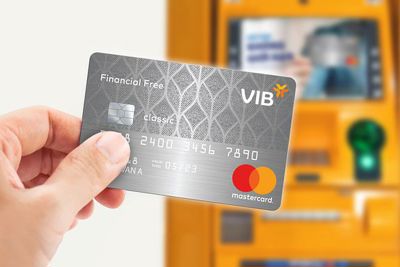 Thu nhập từ 7 triệu đồng nên dùng thẻ tín dụng nào?