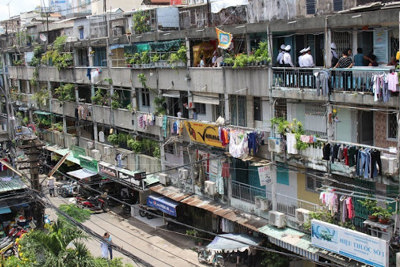 TP. Hồ Chí Minh đề xuất gỡ vướng trong cải tạo chung cư cũ, Bộ Xây dựng nói gì?