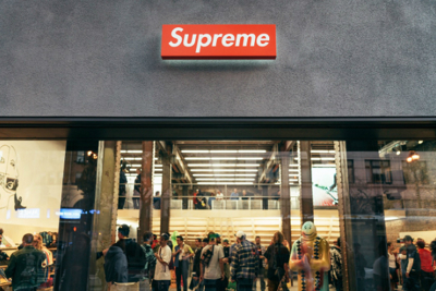 Supreme, Nike và một loạt thương hiệu Mỹ tự nguyện đóng cửa tạm thời