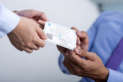 Đổi mẫu thẻ bảo hiểm y tế mới: Không gây khó khăn, ách tắc cho người dân