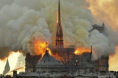 Vụ cháy Nhà thờ Đức Bà Paris: Nguyên nhân có thể do chập điện