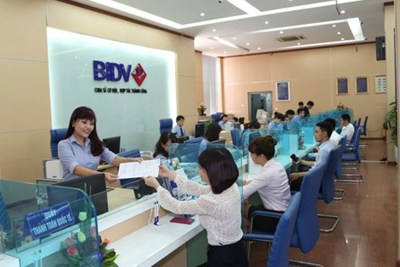 Yếu tố ảnh hưởng đến chia sẻ tri thức của nhân viên ngân hàng BIDV tại TP. Hồ Chí Minh
