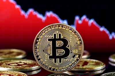 Bitcoin và thị trường tiền điện tử “sụp đổ” do đâu?