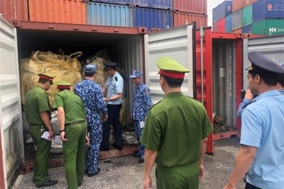 Cục Hải quan Hải Phòng phối hợp bắt giữ lô hàng 600 tấn quặng đồng