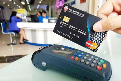 Vì sao nhiều người e ngại dùng thẻ tín dụng?