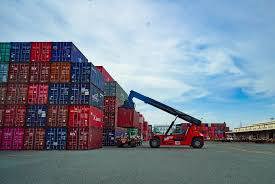 Đẩy nhanh tái xuất phế liệu không đủ điều kiện nhập khẩu tồn đọng tại cảng biển