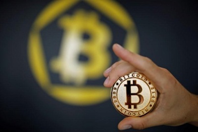 Bitcoin vẫn lao dốc sau khi thủng đáy 4.000 USD