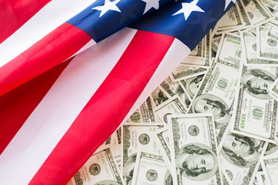 Thâm hụt thương mại hàng hóa của Mỹ tăng lên mức kỷ lục 97,8 tỷ USD