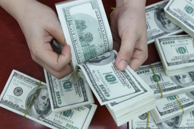 Tỷ giá cuối năm khó “nổi sóng” 