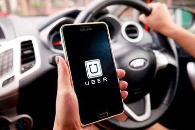 Hà Nội muốn gắn phù hiệu cho Uber và Grab