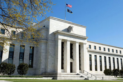 Fed vẫn muốn tiếp tục tăng lãi suất do lo ngại bất ổn định tài chính