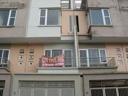 Thị trường nhà thu nhập thấp nguội lạnh