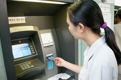  Thanh toán bằng tiền mặt: Ẩn chứa nhiều rủi ro