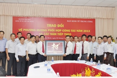 Tăng cường hợp tác hiệu quả giữa Ban Kinh tế Trung ương và các trường đại học Tăng cường hợp tác hiệu quả giữa Ban Kinh tế Trung ương và các trường đại học