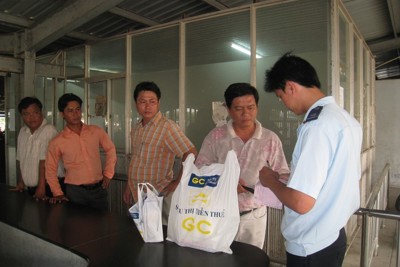 Siết chặt quản lí kinh doanh tại khu thương mại - công nghiệp Mộc Bài Siết chặt quản lí kinh doanh tại khu thương mại - công nghiệp Mộc Bài