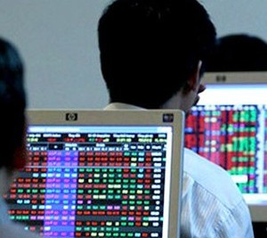 Vì sao khối ngoại đổ tiền mạnh vào chứng khoán Việt Nam? Vì sao khối ngoại đổ tiền mạnh vào chứng khoán Việt Nam?