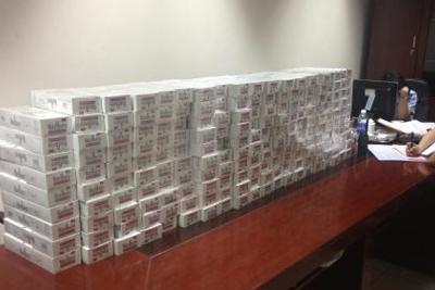 Hải bongdaso danh sách các trận đấu Nội Bài: Bắt giữ gần 200 cây thuốc lá hiệu Marlboro - Tạp chí Tài chính Hải bongdaso tintuc Nội Bài: Bắt giữ gần 200 cây thuốc lá hiệu Marlboro