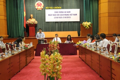 Thư chúc mừng của Bộ trưởng Bộ Tài chính nhân dịp ngày báo chí  21/6/2013