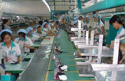 Khoan sức dân,  nuôi dưỡng nguồn thu