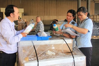 Kê khai nộp thuế đối với việc gửi/nhận thiết bị mới thay thế thiết bị bảo hành Kê khai nộp thuế đối với việc gửi/nhận thiết bị mới thay thế thiết bị bảo hành