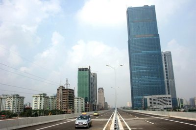  "Ma trận" thông tin thị trường: Đủ kiểu "ăn theo"