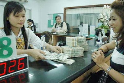  Điều hành tỷ giá: Ổn định và chủ động can thiệp