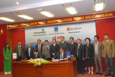 Vietcombank và SEABank bơm vốn cho dầu khí
