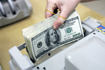 Chống đô-la hóa: Việt Nam được ADB đánh giá cao