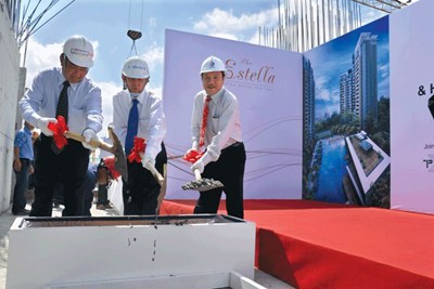 Thận trọng như nhà đầu tư Singapore