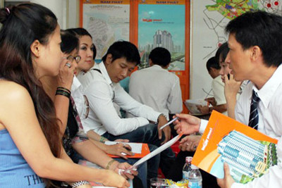 Đến thời kiếm được, cò đất rục rịch hồi nghề Đến thời kiếm được, cò đất rục rịch hồi nghề