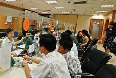 Hạ lãi suất cho vay, không hạ lãi suất huy động: Nhiệm vụ bất khả thi?