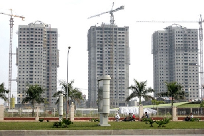 Vì sao nhiều đại gia địa ốc ồ ạt bán dự án?