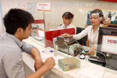 Cuộc cải tổ ngân hàng vẫn ngổn ngang 'trăm mối tơ vò'