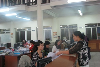 Sống giữa bạc tiền, lòng không vướng gợn…