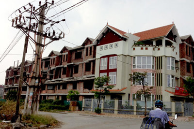Bất lực với biệt thự bỏ hoang?