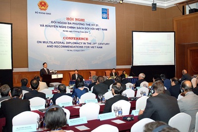 Thủ tướng dự và phát biểu tại Hội nghị "Đối ngoại đa phương thế kỷ XXI và khuyến nghị chính sách đối với Việt Nam" 