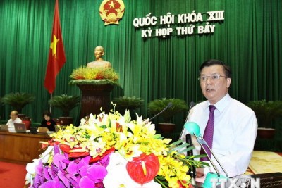Bộ trưởng Đinh Tiến Dũng trình bày Tờ trình dự án Luật Quản lý, sử dụng vốn nhà nước đầu tư vào sản xuất kinh doanh
