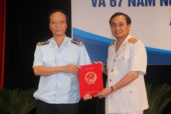 Sinh hoạt chính trị chào mừng 67 năm ngày thành lập ngành Hải quan