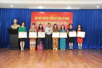 Tổng cục Thuế tổ chức gặp mặt kỷ niệm ngày Phụ nữ Việt Nam 20/10