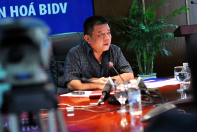 Mở rộng điều tra vụ tung tin đồn bắt Chủ tịch BIDV Trần Bắc Hà Mở rộng điều tra vụ tung tin đồn bắt Chủ tịch BIDV Trần Bắc Hà