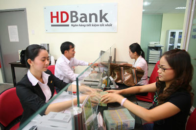 Chuyện ngân hàng “đi săn” 