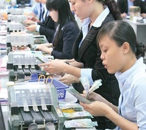 Vốn ra thị trường: Càng đẩy càng khó