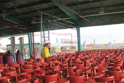  Cổ phiếu GAS nổi sóng vì ETFs đánh lên? 