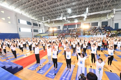 Bảo Việt Nhân thọ cùng 1.000 người dân TP. Hồ Chí Minh hưởng ứng tinh thần Yoga